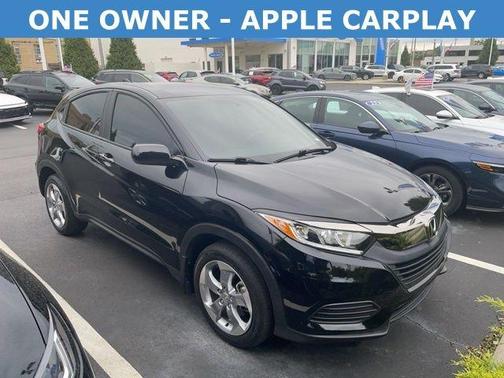 Crystal Black Pearl 2022 Honda HR-V LX