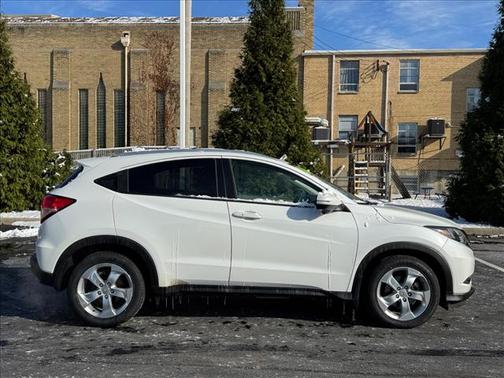 2016 Honda HR-V EX-L w/Navigation