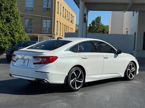 2022 Honda Accord Sport SE