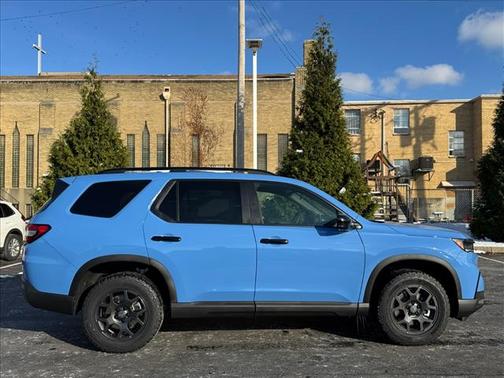 2025 Honda Pilot TrailSport