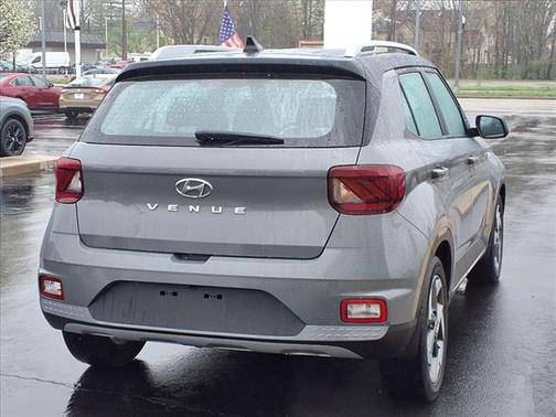 2022 Hyundai VENUE Limited