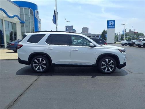 2025 Honda Pilot Elite