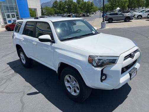 2024 Toyota 4Runner SR5
