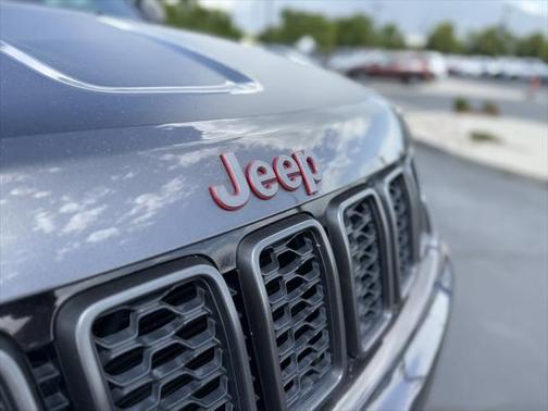 2021 Jeep Grand Cherokee Trailhawk