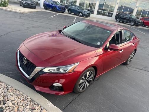 2022 Nissan Altima 2.5 SL