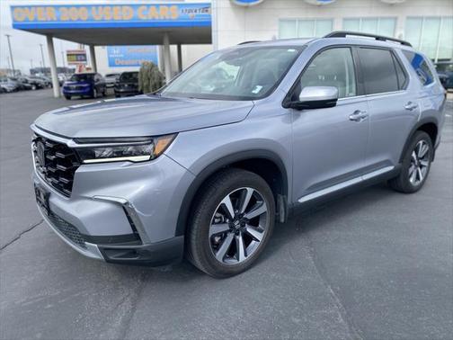 2023 Honda Pilot Touring 8-Passenger