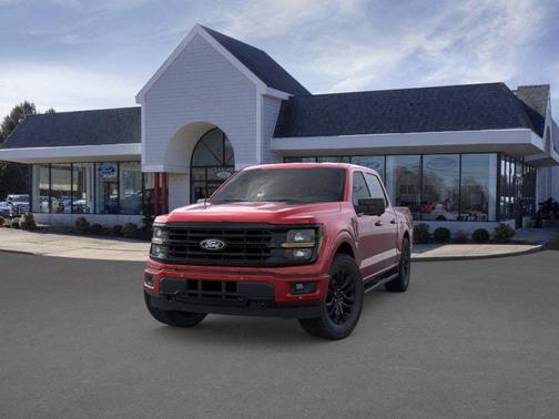 Ruby Red Metallic Tinted Clearcoat 2026 Ford F-150 XLT