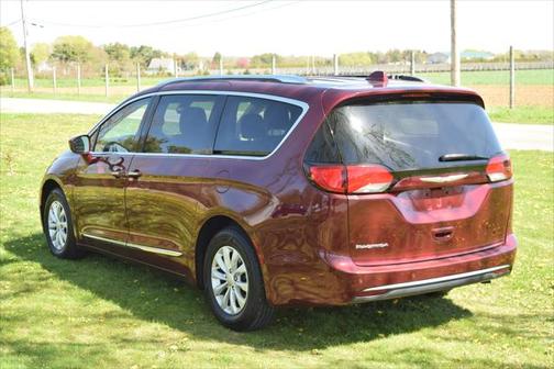 2018 Chrysler Pacifica Touring-L
