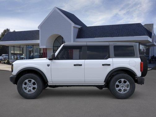 Oxford White 2026 Ford Bronco Big Bend