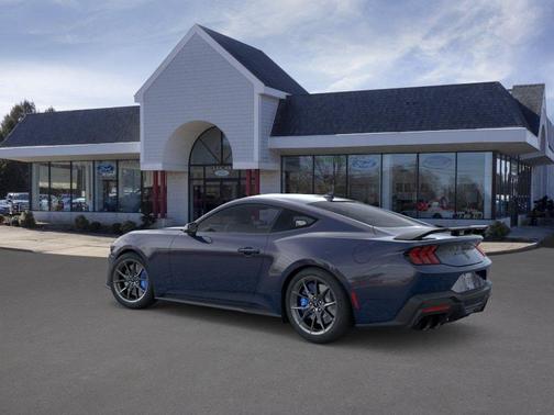 Avalanche Gray 2026 Ford Mustang Dark Horse Fastback
