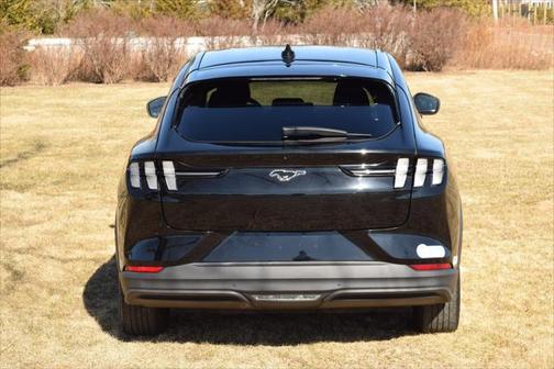2021 Ford Mustang Mach-E Select