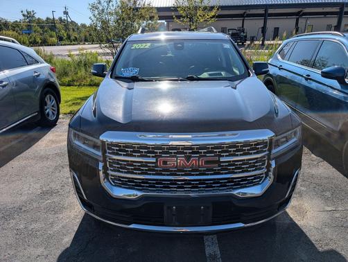 2022 GMC Acadia Denali