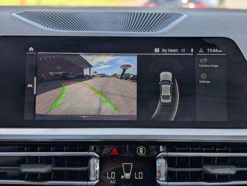 2022 BMW 330 xDrive