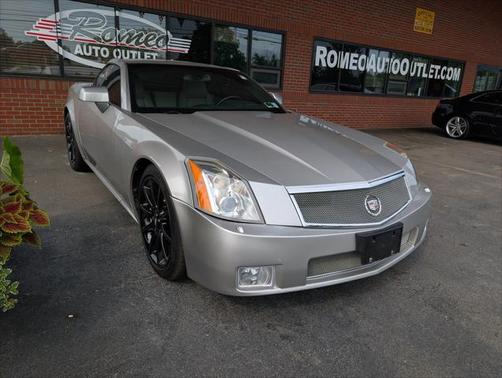 2006 Cadillac XLR Base
