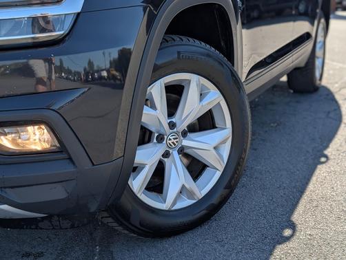 2018 Volkswagen Atlas 3.6L SE w/Technology