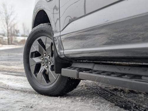 2024 Ford F-150 Lightning Flash