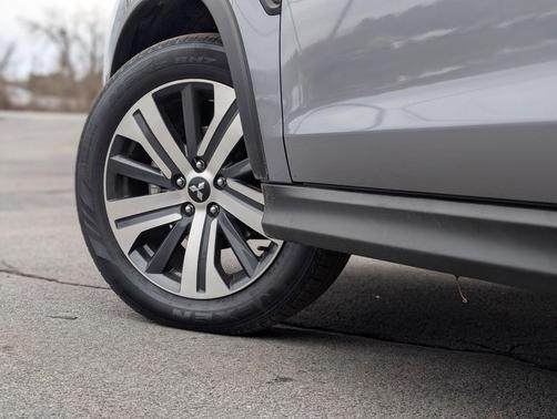 2024 Mitsubishi Outlander Sport 2.0 ES