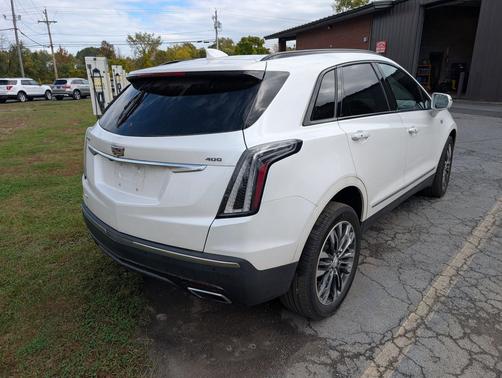 2020 Cadillac XT5 Sport