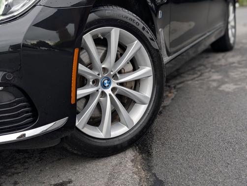 2018 BMW 740e xDrive iPerformance