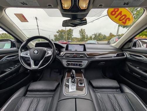 2018 BMW 740e xDrive iPerformance