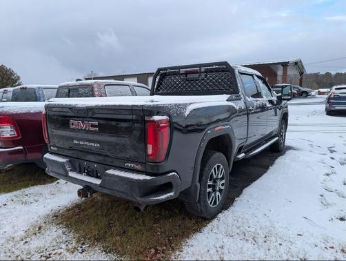 2022 GMC Sierra 2500 AT4