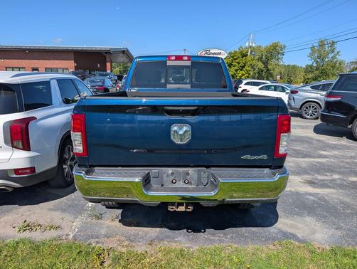 2021 RAM 2500 Tradesman Crew Cab 4x4 6'4' Box