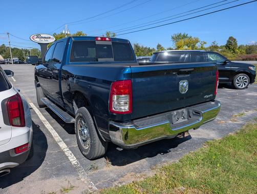 2021 RAM 2500 Tradesman Crew Cab 4x4 6'4' Box