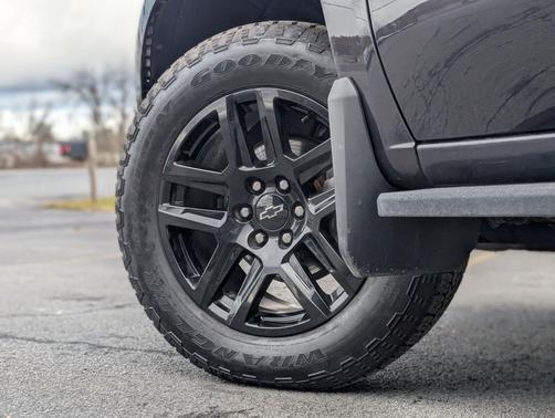 2023 Chevrolet Silverado 1500 Custom Trail Boss