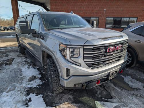 2023 GMC Sierra 1500 AT4