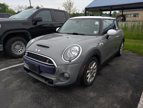 2016 MINI Hardtop Cooper S