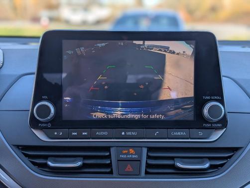 2023 Nissan Altima SR FWD