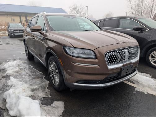 2022 Lincoln Nautilus Standard