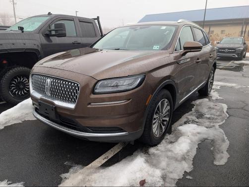 2022 Lincoln Nautilus Standard