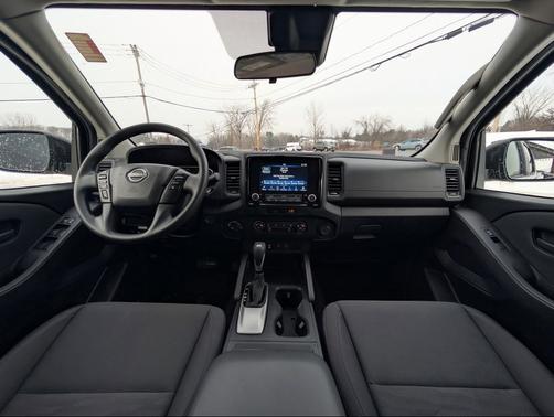 2023 Nissan Frontier S