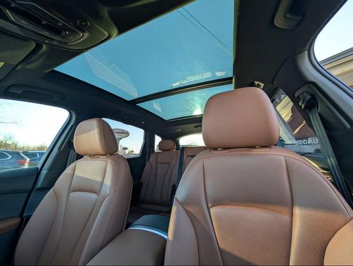 2020 Audi Q7 55 Prestige