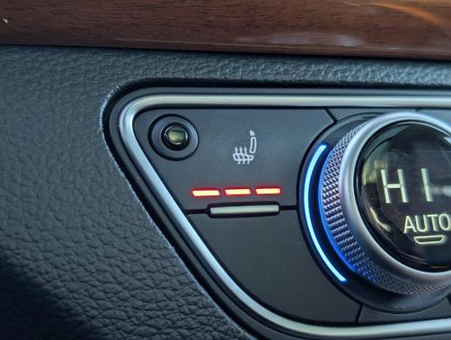 2022 Audi Q5 45 S line Premium Plus