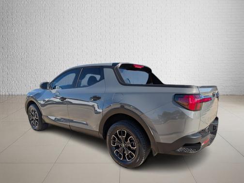 Gray 2024 Hyundai SANTA CRUZ SE