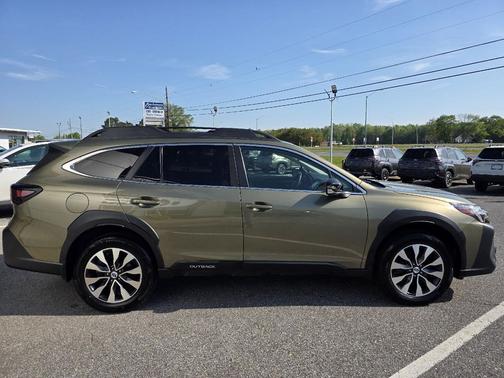 Autumn Green Metallic 2024 Subaru Outback Limited XT