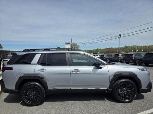 Ice Silver Metallic 2026 Subaru Outback Limited XT