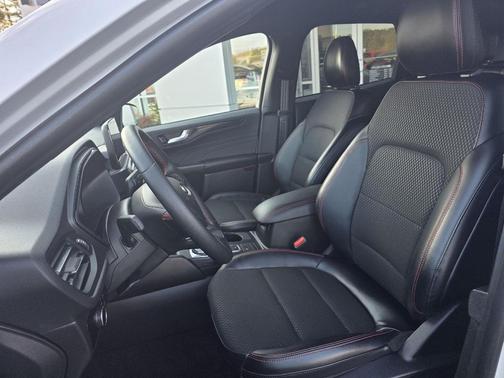 Space Silver Metallic 2025 Ford Escape ST-Line
