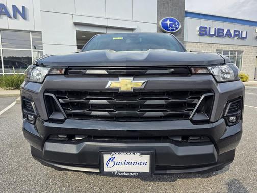 Black 2023 Chevrolet Colorado LT