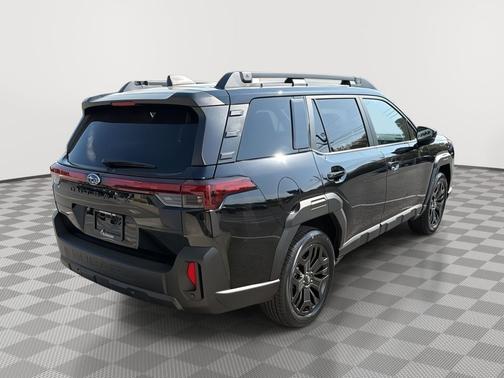 Crystal Black Silica 2026 Subaru Outback Limited XT