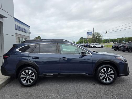 Cosmic Blue Pearl 2023 Subaru Outback Limited