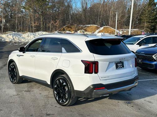 2025 Kia Sorento SX