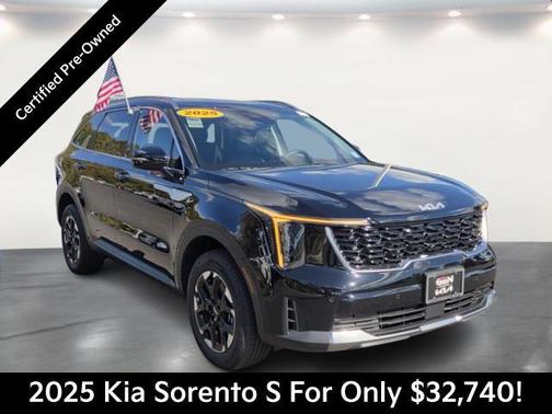 2025 Kia Sorento S