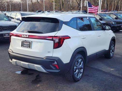 2025 Kia Seltos LX