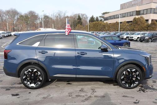 2025 Kia Sorento SX