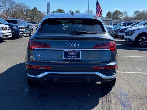 2023 Audi Q5 45 S line Premium