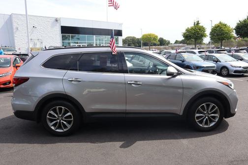 2018 Hyundai SANTA FE SE