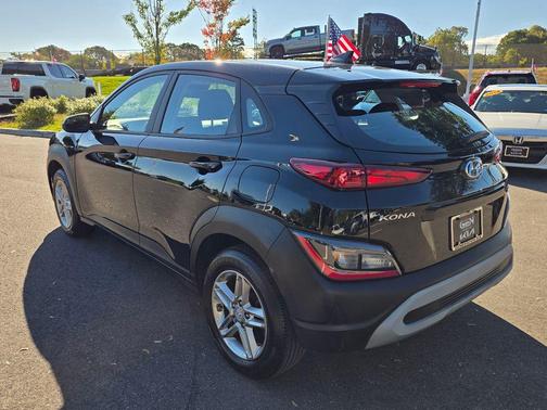 2023 Hyundai KONA SE